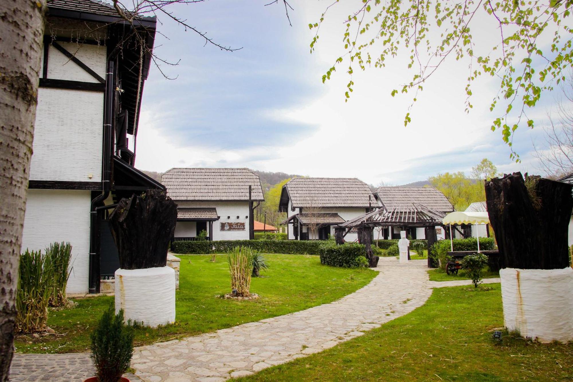 Turisticko Naselje Natura Art-Hotel Opal Art Lohovo Екстер'єр фото